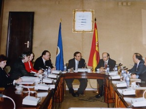 Una de las primeras reuniones del Patronato de la Fundación con la participación del futuro Ministro de Exteriores de Rusia Igor Ivanov